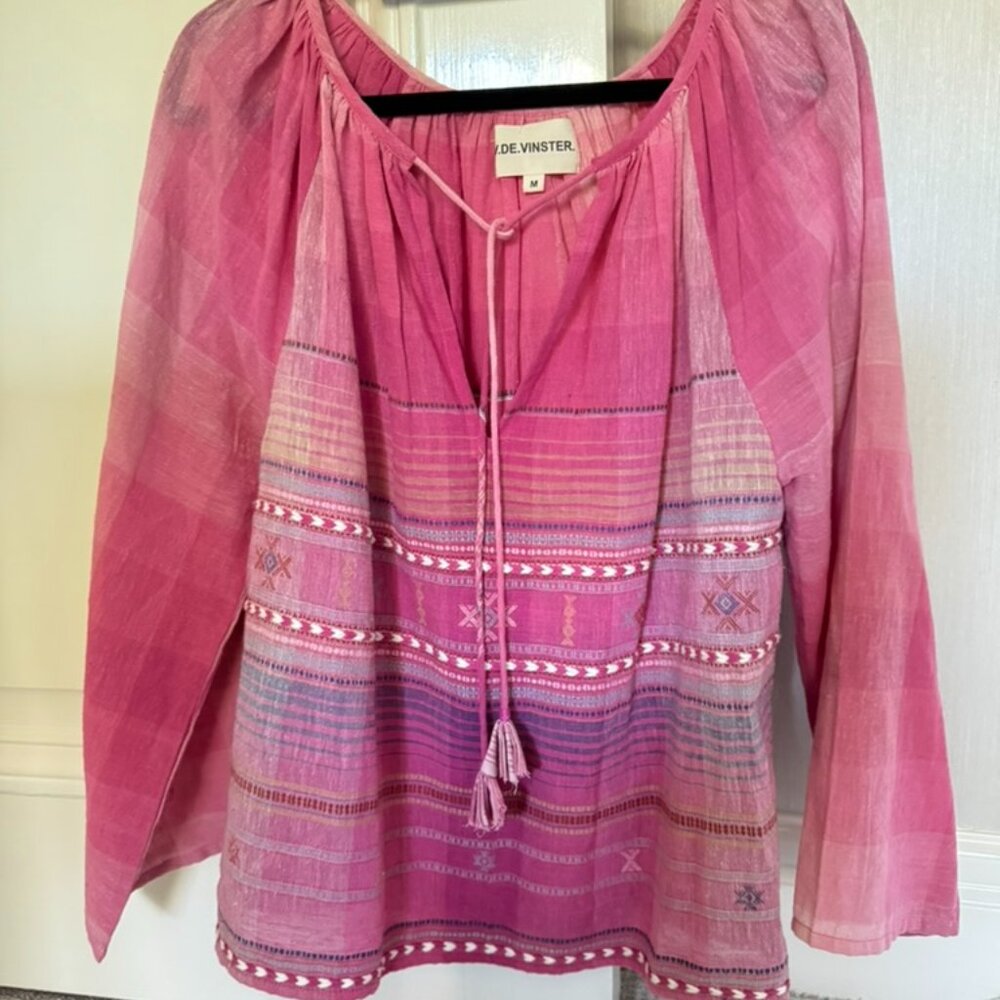 V de Vinster pink cotton blouse. Size medium.